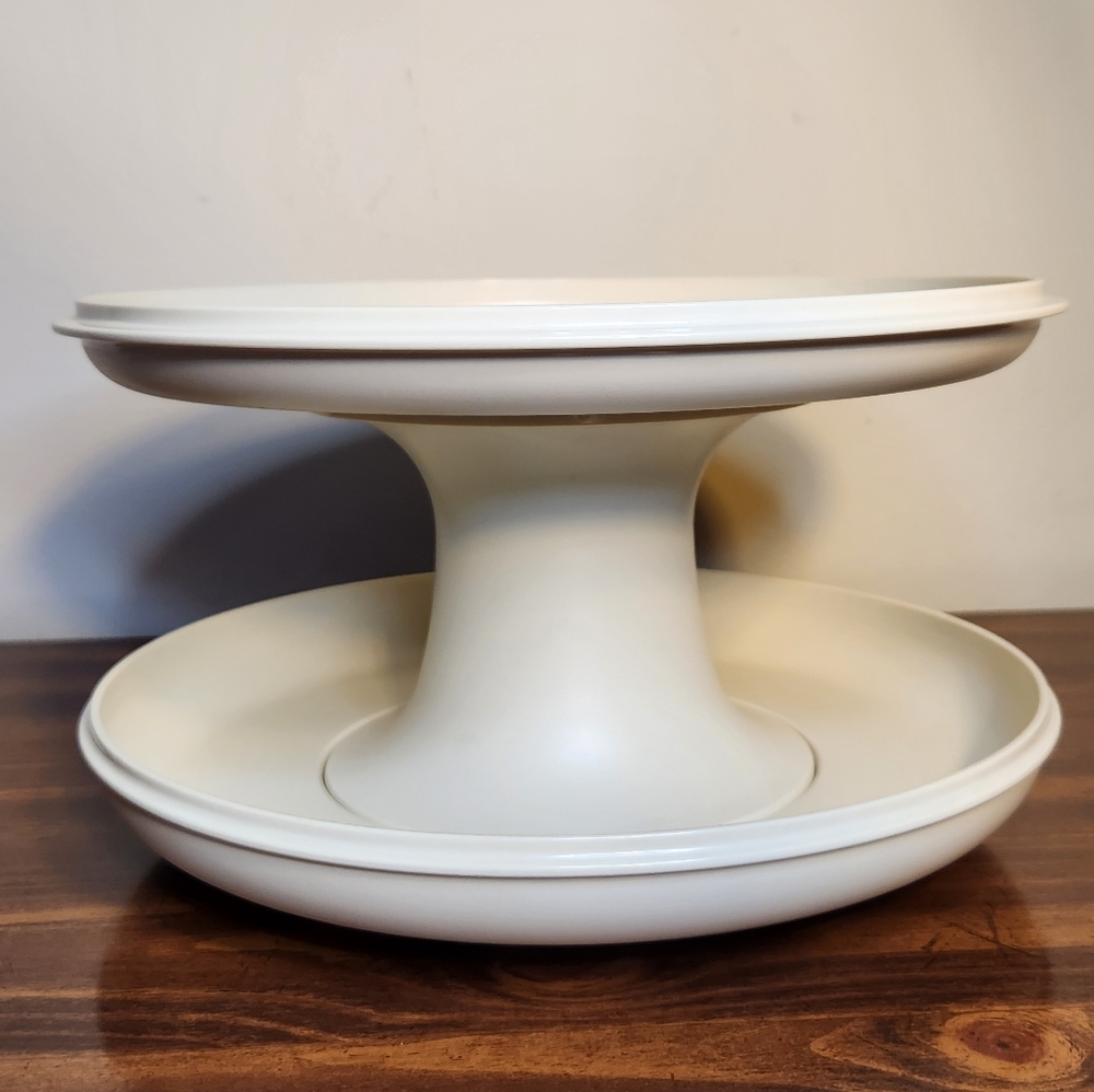 Vintage Tupperware Almond Colored Three Piece Serve-It-All